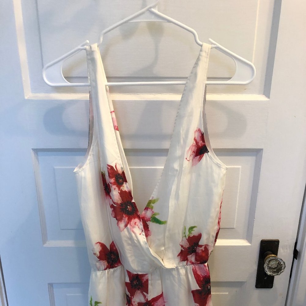 Winston White V Neck Floral Romper Size XS